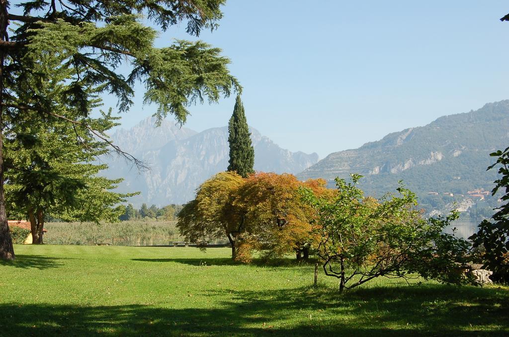 Relais Di Villa Adinolfi Annone di Brianza Buitenkant foto