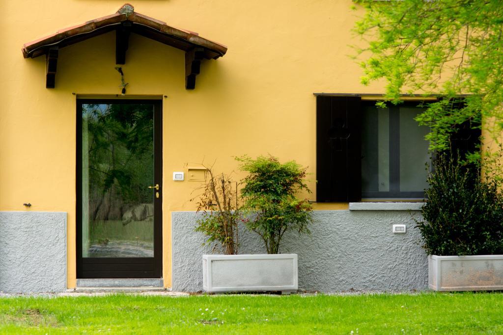 Relais Di Villa Adinolfi Annone di Brianza Kamer foto